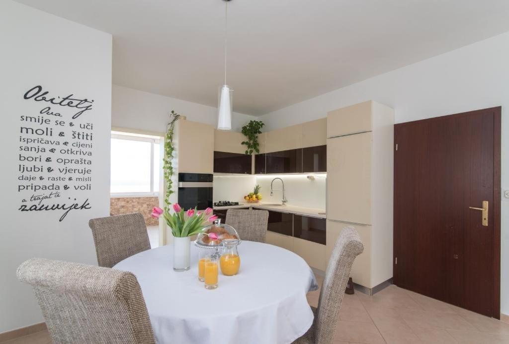 Apartment Marcela Sutivan Dış mekan fotoğraf